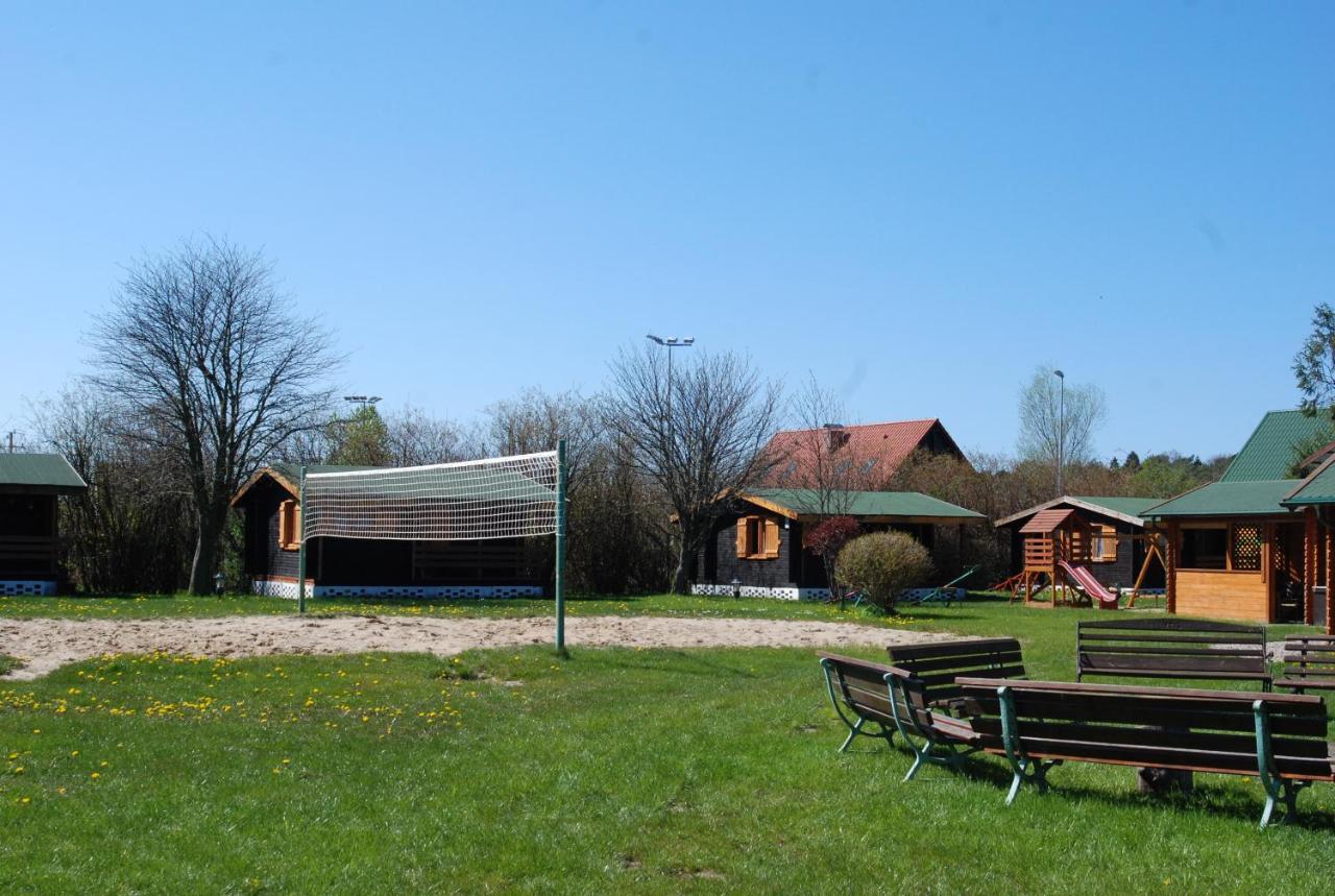 O.W. Sek Villa Karwia Buitenkant foto