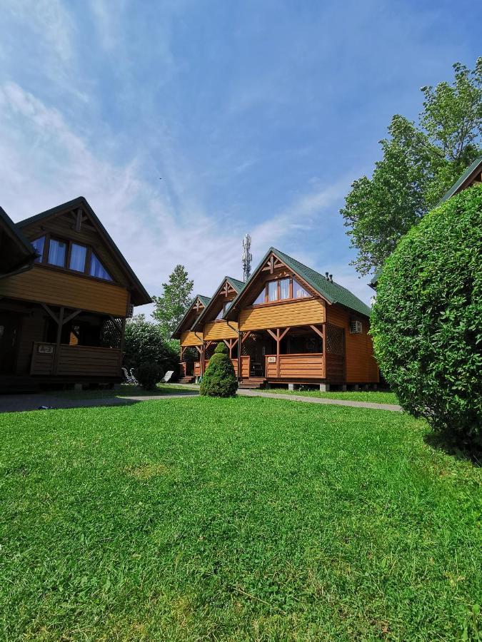 O.W. Sek Villa Karwia Buitenkant foto